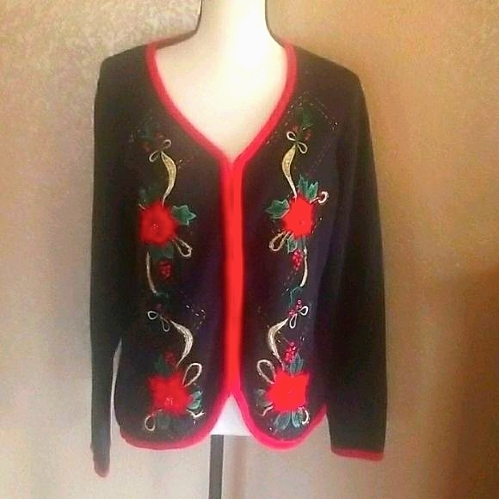 𝅺CUTE Christmas Sweater by TIARA INTERNATIONAL
